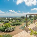 Casale Donna Costanza Villa *