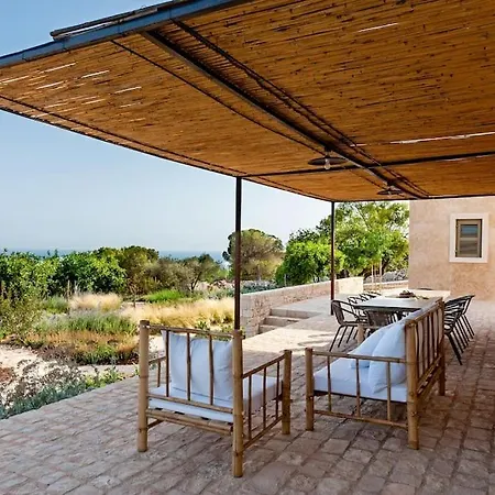 Casale Donna Costanza Villa *