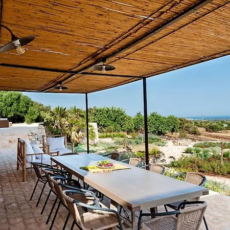 Vila Casale Donna Costanza *