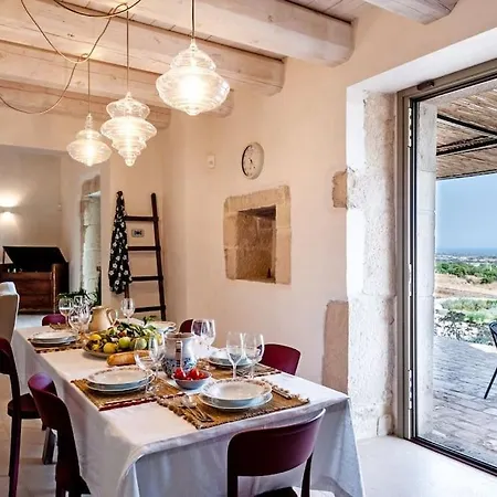 Casale Donna Costanza